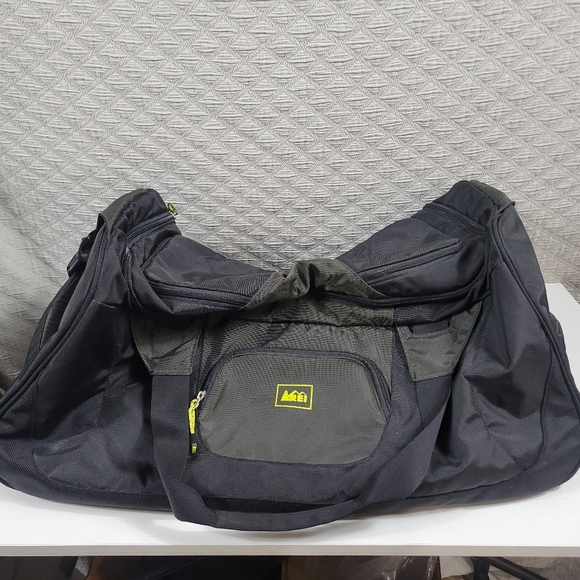 REI Bags Rei Duffelbackpack Poshmark